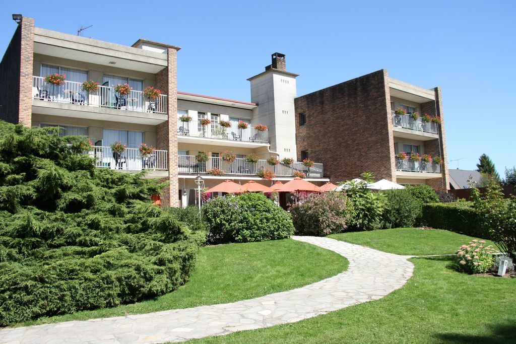 Logis Hotel & Restaurant - Le Relais De Montigny Montigny  Εξωτερικό φωτογραφία